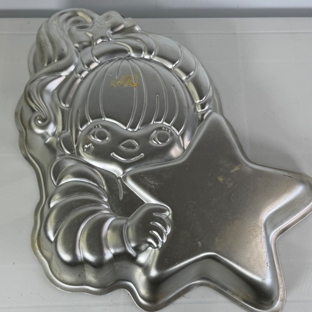 1983 Hallmark Rainbow Brite Star Cake Pan Wilton Metal Baking Mold Vintage